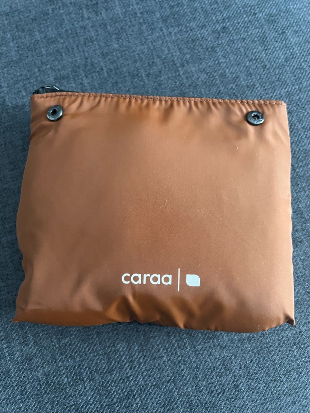 caraa beauty kit - Small Nylon Pouch with Contents